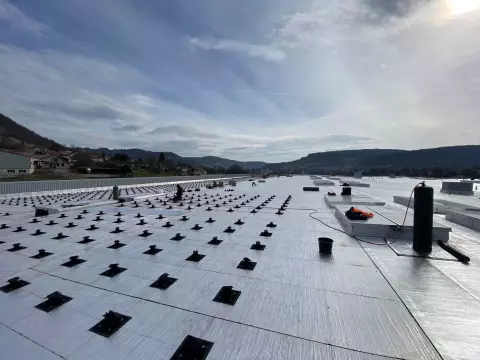 Soprasolar®: A solução inovadora para coberturas solares