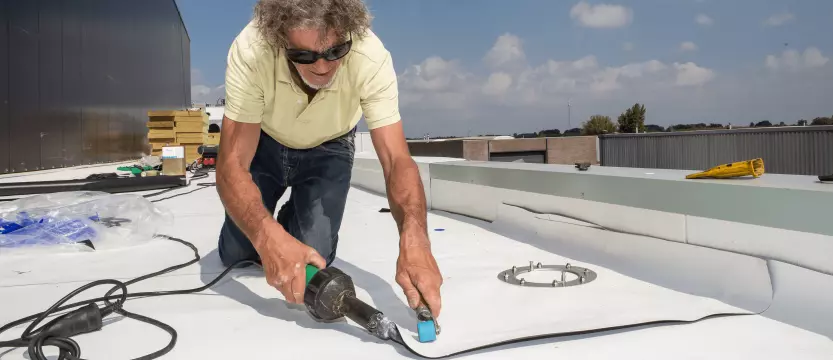 TPO, EPDM ou Betume: Qual a melhor opção para a impermeabilização da sua cobertura?